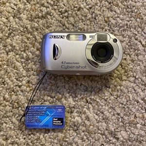 Vtg Sony Cybershot DSC-P41 4.1MP Digital Camera Tested Smart Zoom MPEG Movie VX
